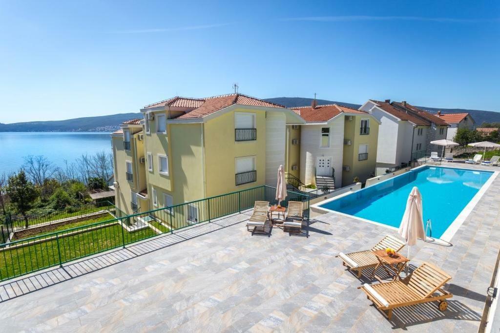 Adriadome Paradise บิเยลา ภายนอก รูปภาพ